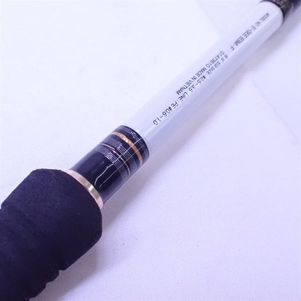 １２エーギー８３ＭＩ・Ｆ